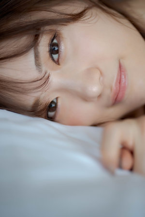 小学生强吻女生